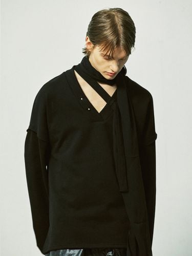 V-Neck Layered String Pierced Sweatshirt () - S SY - Modalova