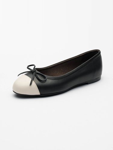 Benny Flats_Black (Off-White) - SEONG YUN JOO - Modalova