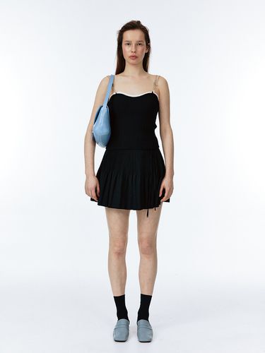 Soft Ball Chain Heart Sleeveless Top [Black] - SOFT SEOUL - Modalova