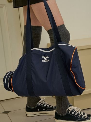 Logo Sports Duffel Bag_Navy - DEAR MY DEER - Modalova