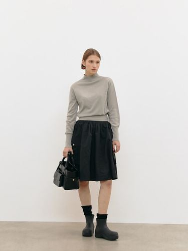 Plain Turtleneck Knit Top _2 Colors - Ethos - Modalova