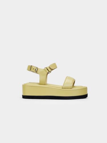 Raesol Platform Sandal_Mustard - SCOMBER - Modalova