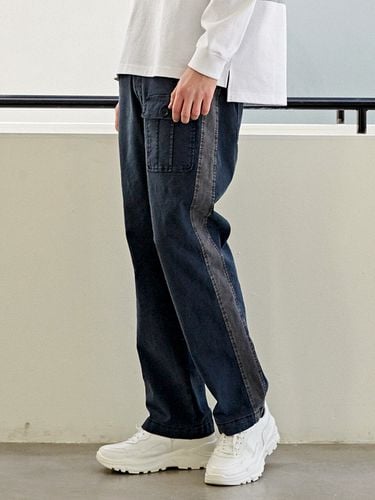 Side Stripe Patch Pocket Washed Straight Pant - CUSTOM US - Modalova