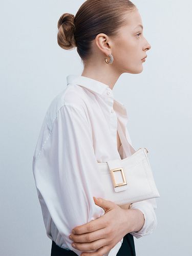 Kifli Cross Bag 19_White Shirt - COURONNE - Modalova