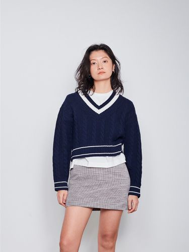 Academic Knit Top _Navy - WMMSTUDIOS - Modalova