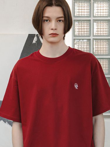 CAWK Logo Short Sleeves T-Shirt (Burgundy) - CAMELWORK - Modalova