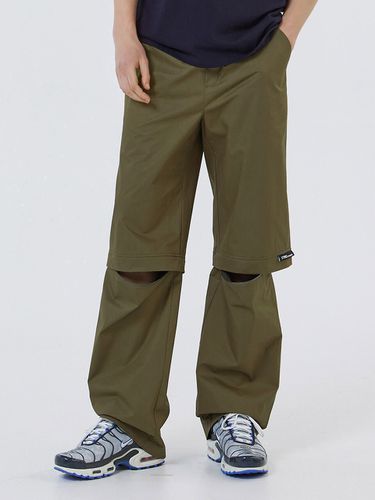 Knee Open Wide Pants (Khaki) - CITYBREEZE - Modalova