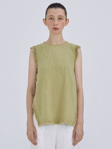 Long Fringe Shirt_Olive - WNDERKAMMER - Modalova