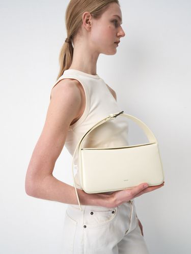 Day Shoulder Bag _ 2Colors - HERVE - Modalova