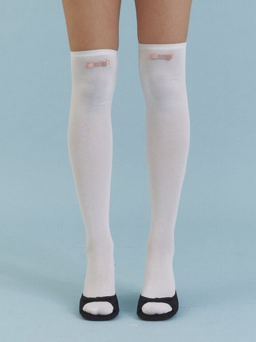 Love Ribbon Over Knee Socks_White - LOVE ME MONSTER - Modalova