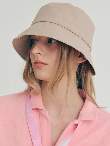 Sports Bucket Hat_Beige - CLOVE - Modalova