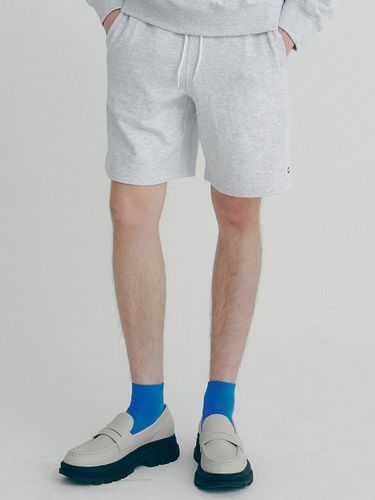 Active Half Shorts Men_Light Grey - CLOVE - Modalova