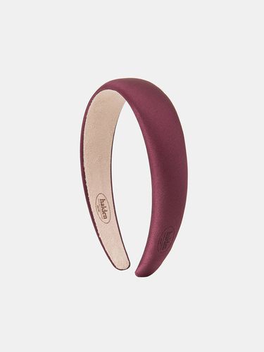 Emboss Logo Satin Hairband_Wine - halden - Modalova