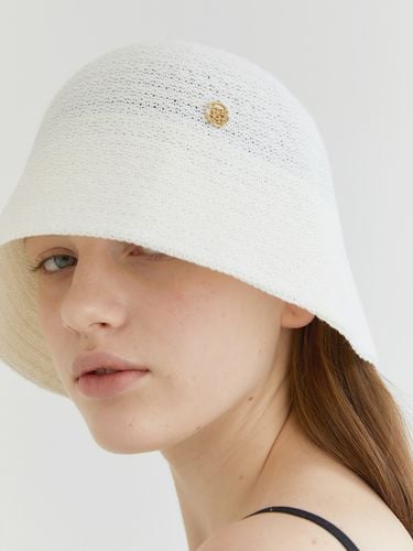 Logo Pendant Raffia Bucket Hat_White - halden - Modalova