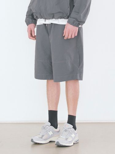 Gorpcore 2-Way Shorts / Charcoal - BIG UNION - Modalova