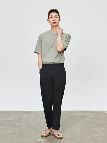 Cool Max Tapered Slacks [Black] - THE KNIT COMPANY - Modalova