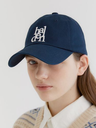 Signature Logo Ball Cap_Navy - halden - Modalova