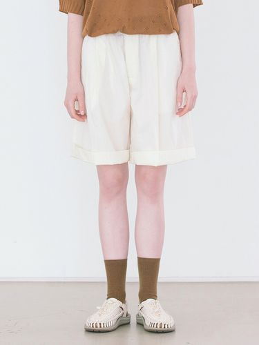 Wide Pintuck Shorts / Off White - BIG UNION - Modalova