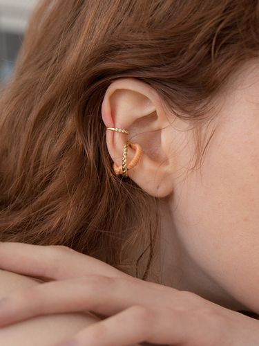 Set] Knitted Cross Gold Earcuff ( 4 colors ) - MERRYMOTIVE - Modalova