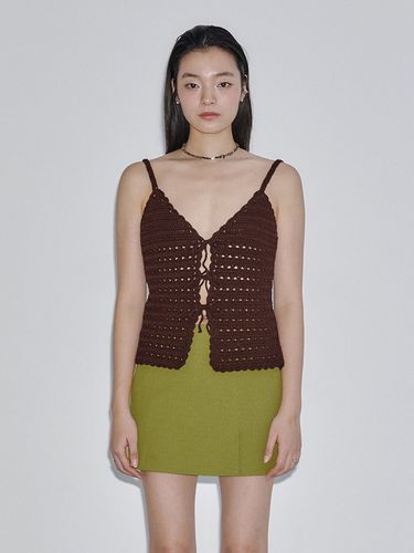 Handmade Crochet Tie Knit Vest _Brown - LEUNI - Modalova