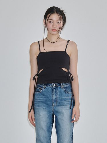 Cut-out Tie Cami Top _Black - LEUNI - Modalova