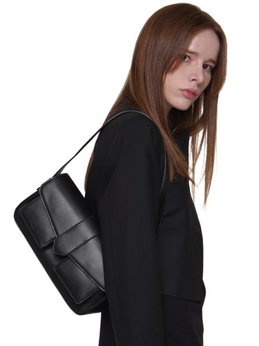 Matina Shoulder Bag - TUO - Modalova