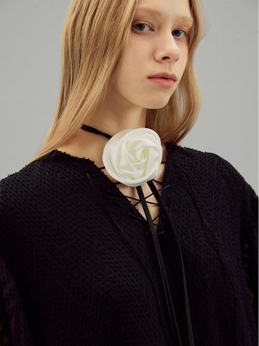 Rose Bolo Tie - DEW E DEW E - Modalova