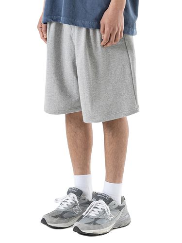 One Tuck Old London Shorts _ Gray - MASSNOUN - Modalova