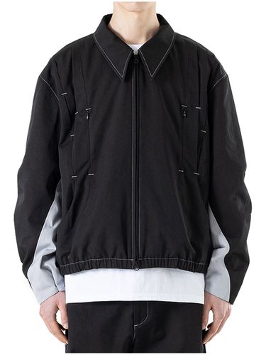 Inverted Cut-Out Blouson Jacket () - MASSNOUN - Modalova