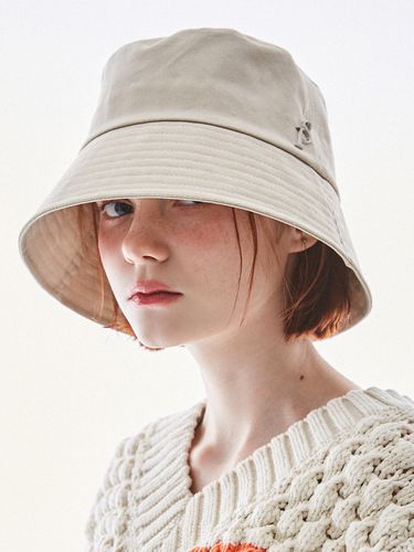 OverFit SP Beige Bucket Hat - SLEEPYSLIP - Modalova