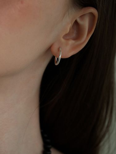 Silver Ring Earring - Less is more - Modalova