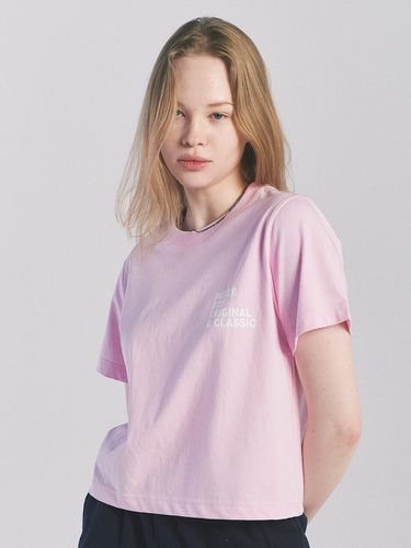 Crop Classic Short Sleeve T-shirt [] - PaperBoy - Modalova