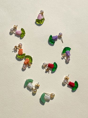 Tulip Earrings (5 Colors) - ANNAFLAIR1986 - Modalova