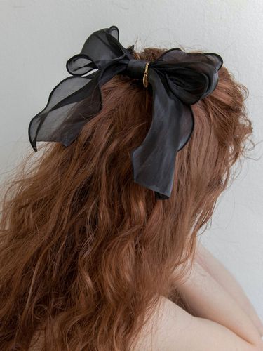 Black Organza Ruffle Ribbon Hairpin - MERRYMOTIVE - Modalova