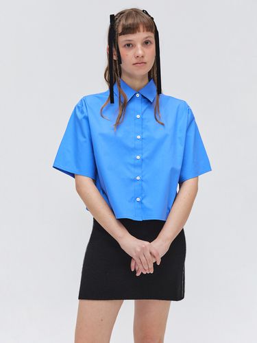 Wide Cropped Half Shirt_Blue - EZIO - Modalova