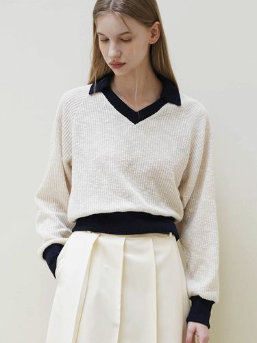 Daisy Coloring Collar V Neck Knit _ - LEIE - Modalova