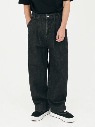 Pintuck Wide Denim Pant v8 _ Black - SERGE - Modalova