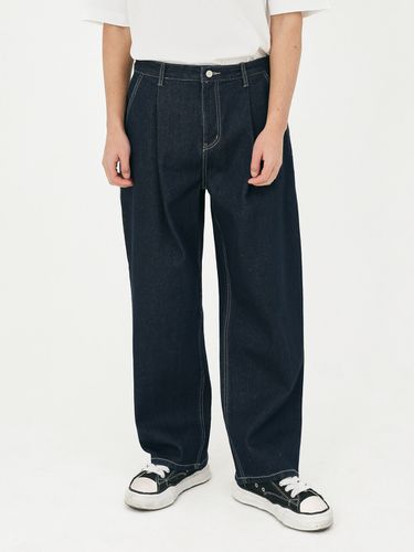 One-Tuck Wide Denim Pant v7 _ - SERGE - Modalova