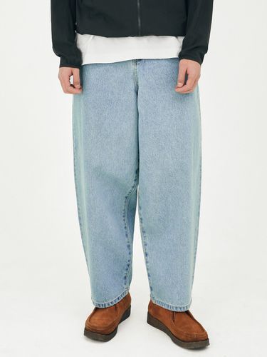 Balloon Wide Denim Pant v2 _ - SERGE - Modalova