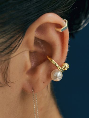 Moi 4st Twins Pearl Ear Cuff_16 - MOI studio - Modalova