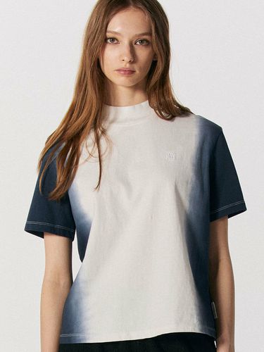 Gradation Washing Half Neck Short Sleeve_Navy - ROCCI ROCCI - Modalova