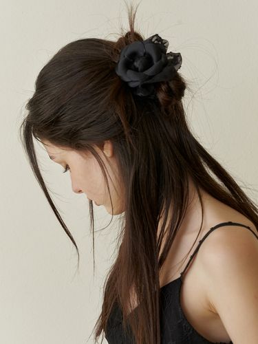 Black Flower Dot Orangdy Scrunchie - KINDABABY - Modalova