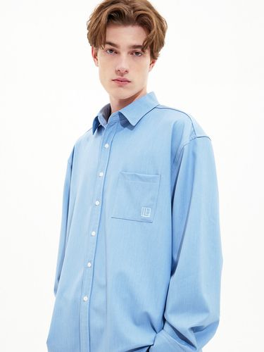 Wrinkle Free Oversized Denim Shirt () - Trip LE Sens - Modalova