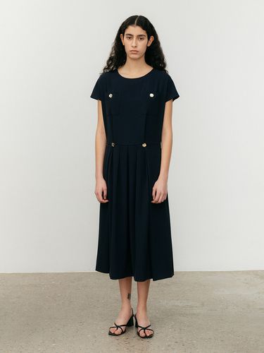 Button Pleated Dress_Navy - SPRING CROCUS - Modalova