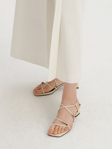 Square Strappy Sandals - dough - Modalova