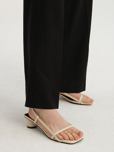 Square Toe Sandals - dough - Modalova