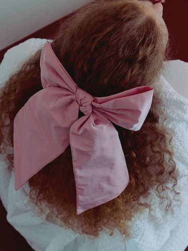 Pink Long Memory Ribbon Hair Pin - Elizabeth Moments - Modalova