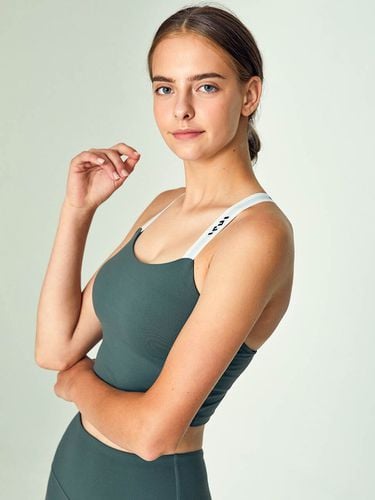 Florescence Sports Bra_Khaki - INJIACTIVE - Modalova