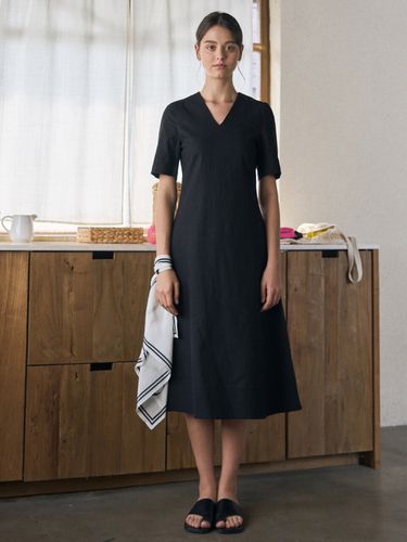 Summer Linen V-Neck Dress - ease - Modalova