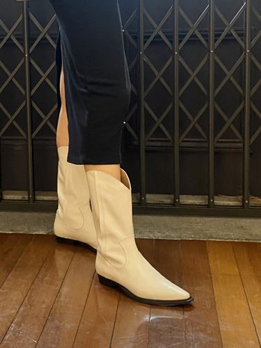 Western Half Boot - OBYHYEYEONKIM - Modalova